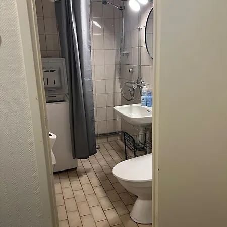 Cozy One-bedroom With A Parking Spot *